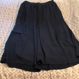 Flowy skirt
